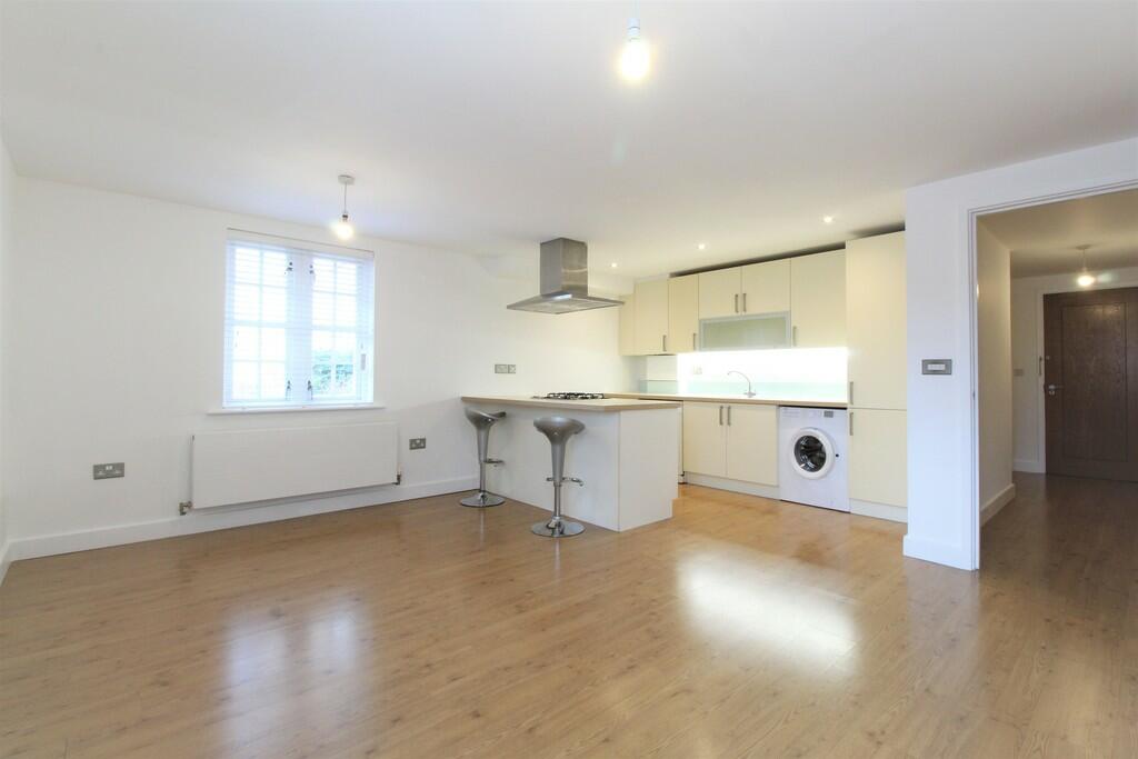 Additional property image - Grosvenor Place, East Street