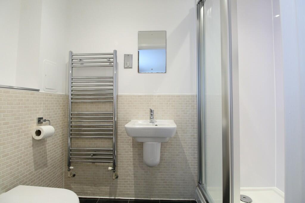 Additional property image - Grosvenor Place, East Street