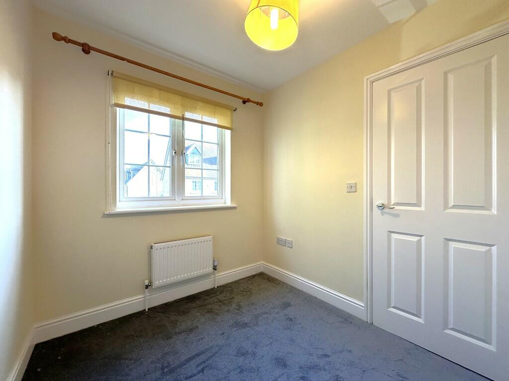 Additional property image - Woden Avenue, Stanway