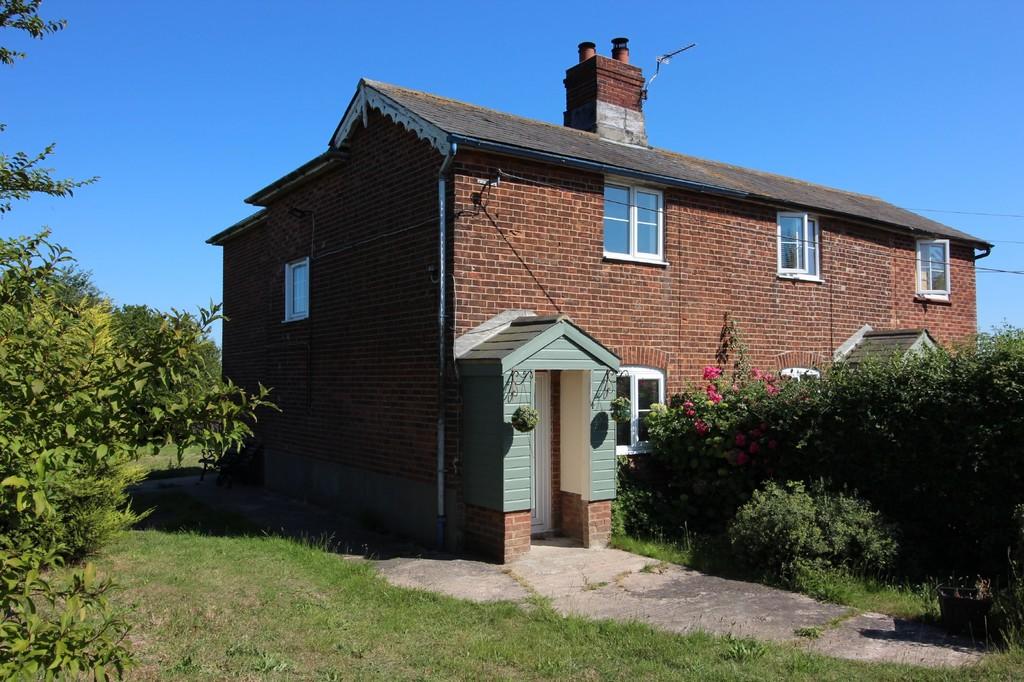 3 bedroom cottage for rent in Poplar Cottages, Wix Road West, Ramsey , CO12