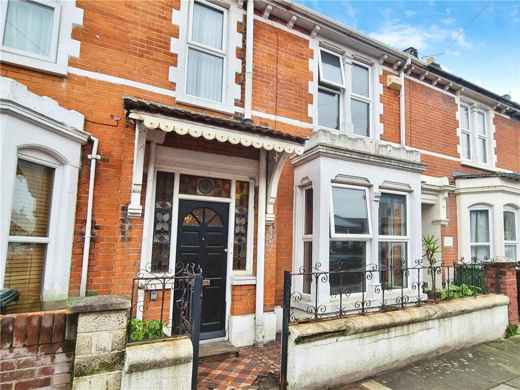6 bedroom terraced house for sale in Telephone Road, Southsea, Hampshire, PO4