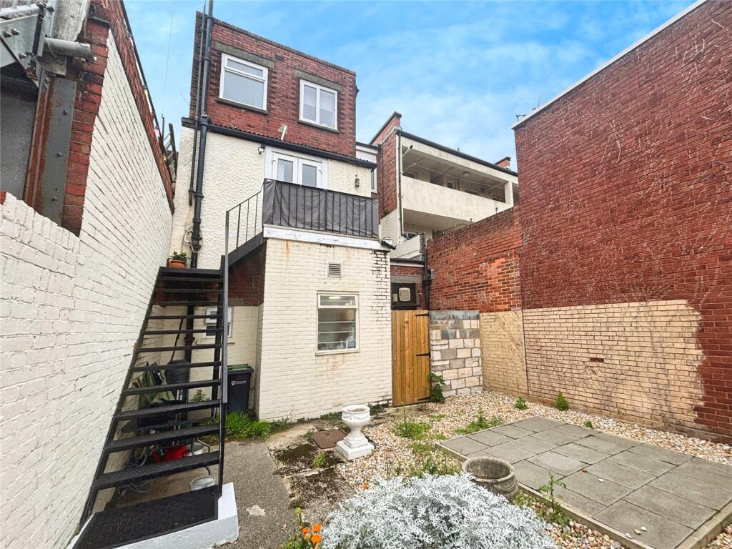 Main image of property: Kingston Road, Portsmouth, Hampshire