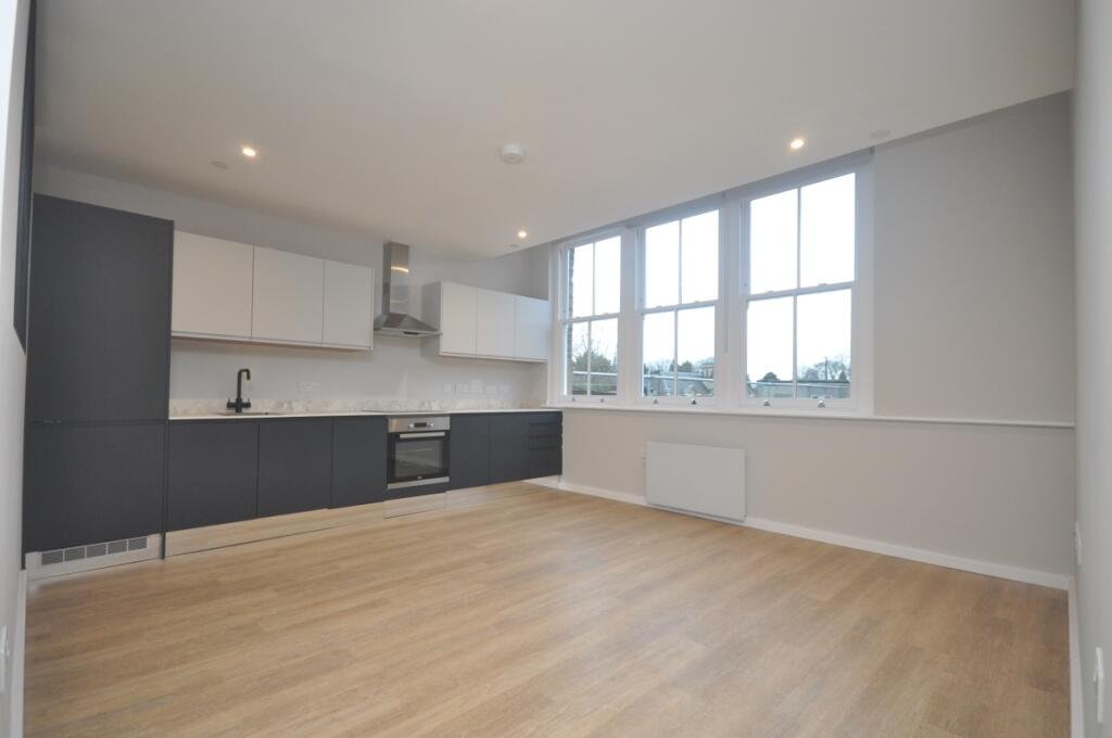 Main image of property: High Street Dartford DA1