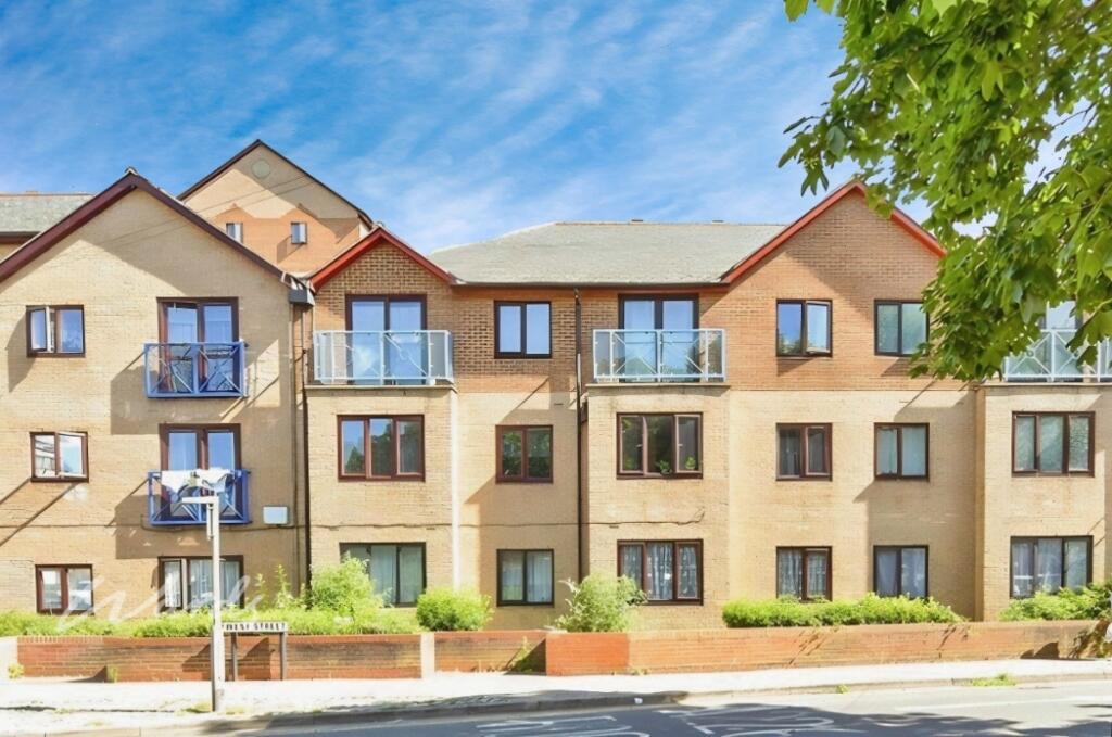 Main image of property: West Street Gravesend DA11