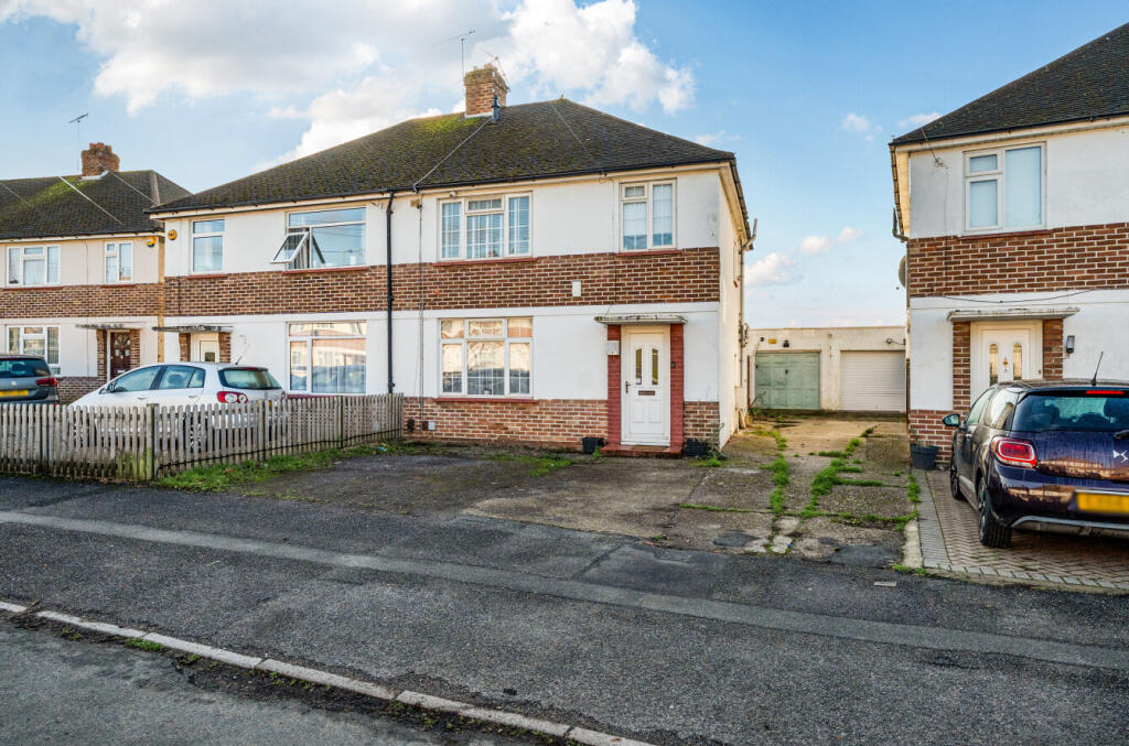 Main image of property: Windermere Way, Burnham, Berkshire