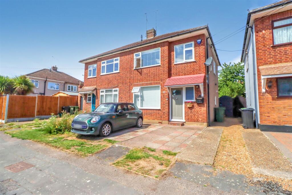 Main image of property: Sandown Road, Wickford