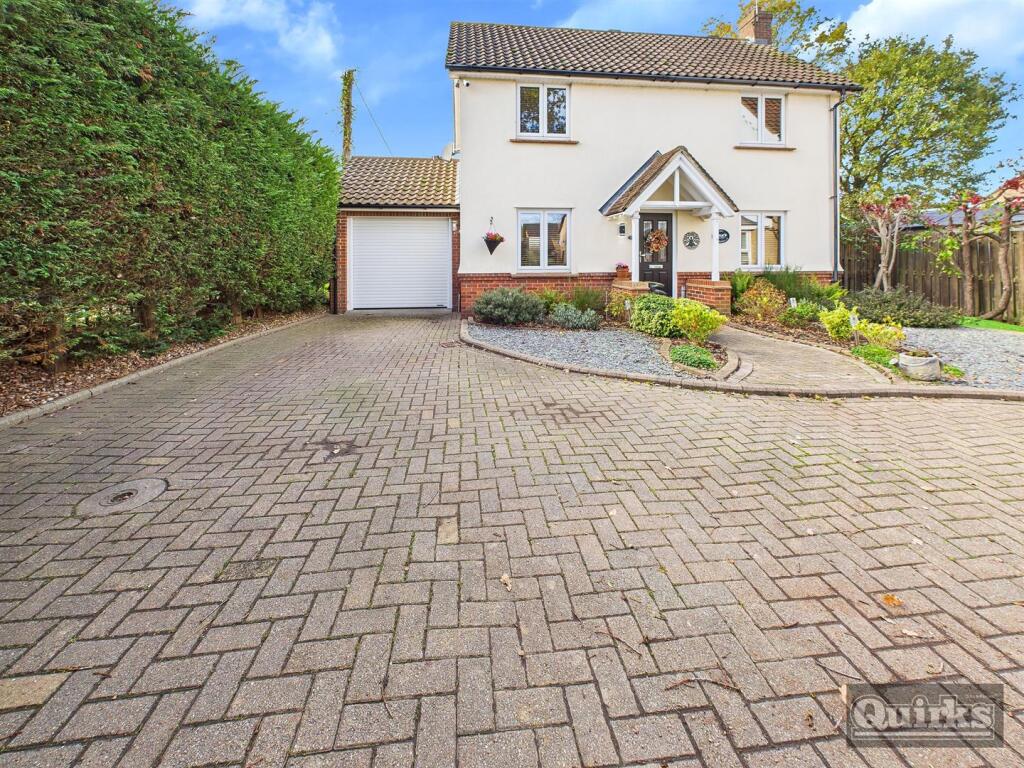 Main image of property: Carlyle Gardens, Wickford