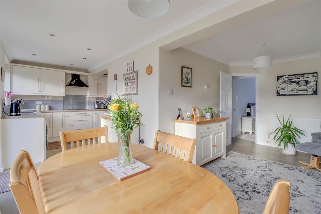 Main image of property: Laurel Avenue, Wickford