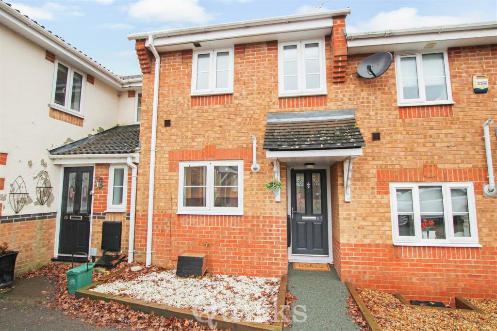 2 bedroom terraced house for sale in Whitesmith Drive, Billericay, CM12