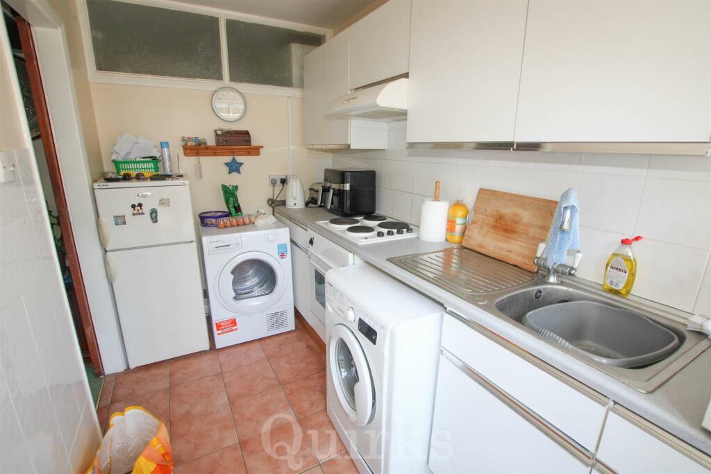 Additional property image - Chapel Court, Billericay