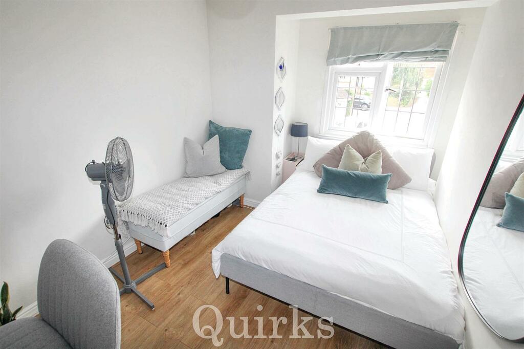 Additional property image - Gainsborough Close, Billericay