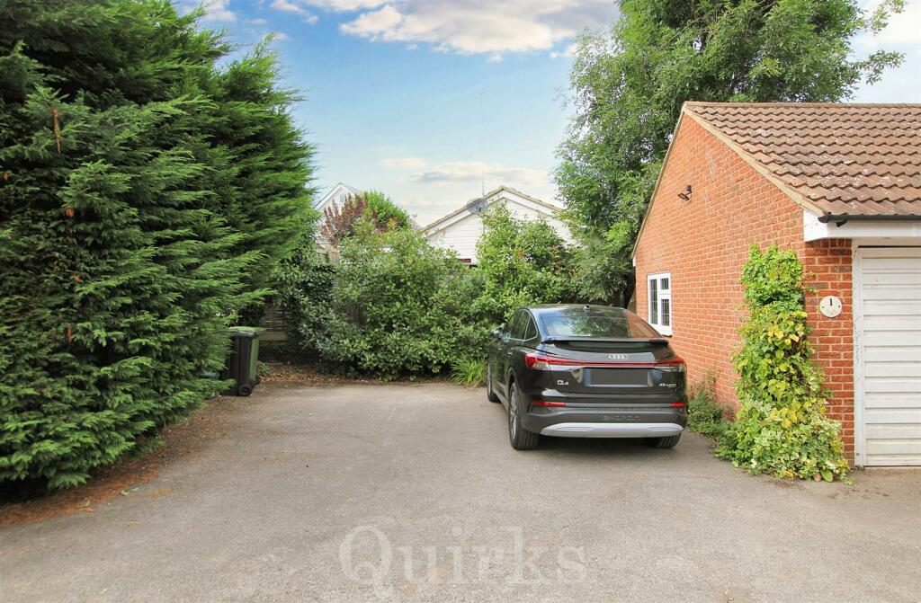 Additional property image - Gainsborough Close, Billericay