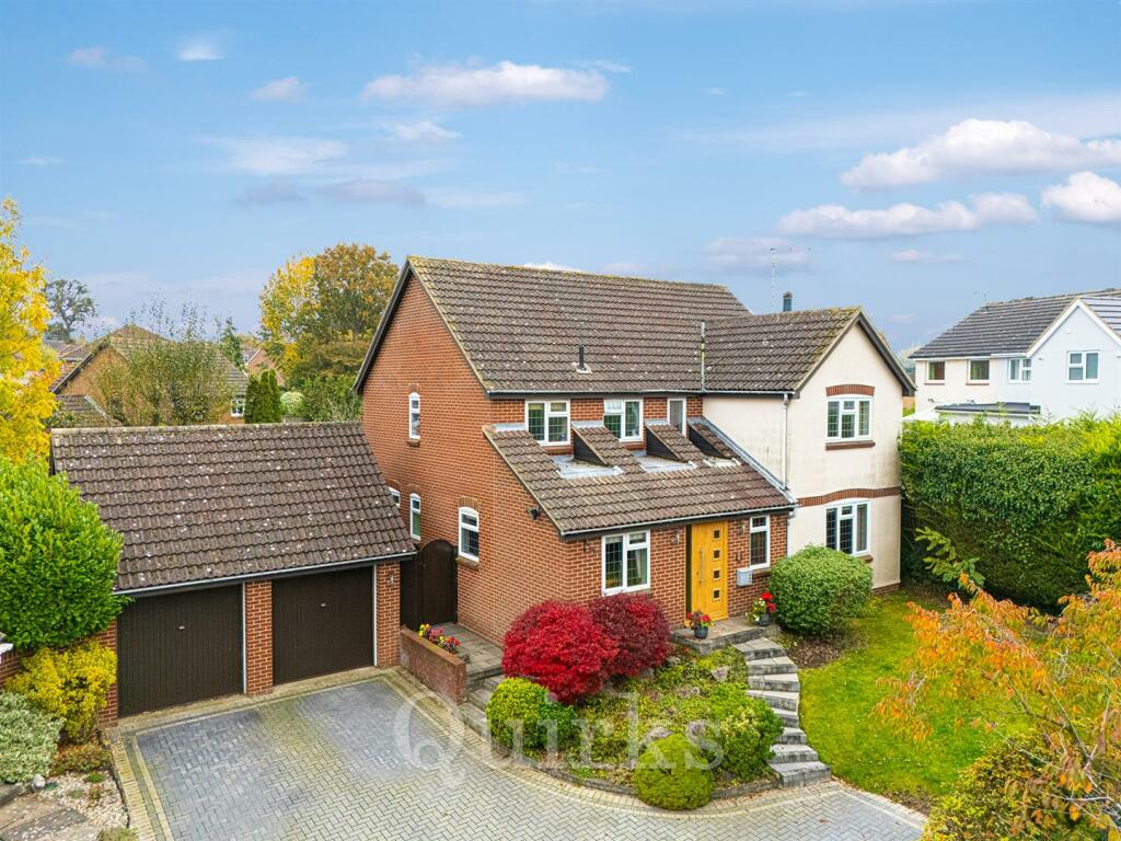 Additional image 21 of Horseshoe Close, Billericay, CM12