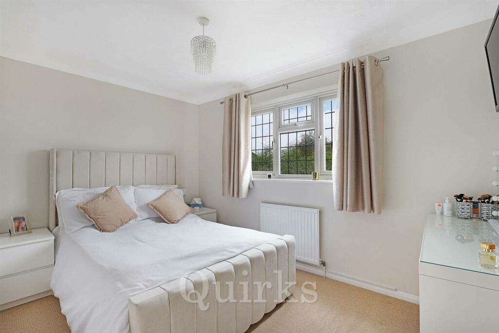Additional image 17 of Horseshoe Close, Billericay, CM12