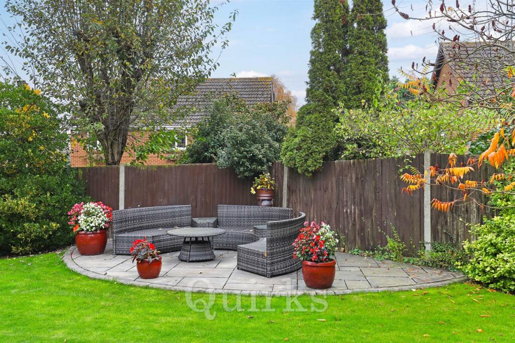 Additional image 24 of Horseshoe Close, Billericay, CM12
