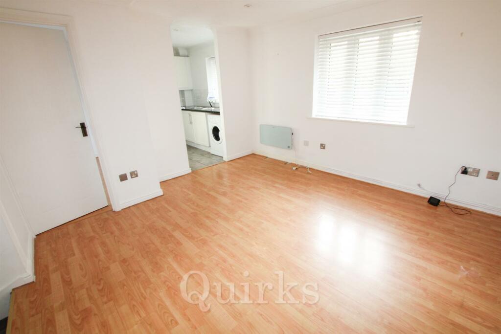 Additional image 5 of Whitesmith Drive, Billericay