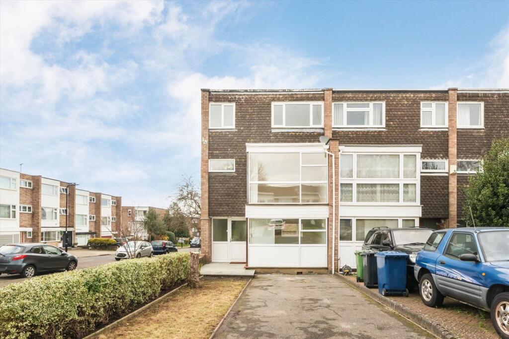 Main image of property: Hardwick Green, Ealing