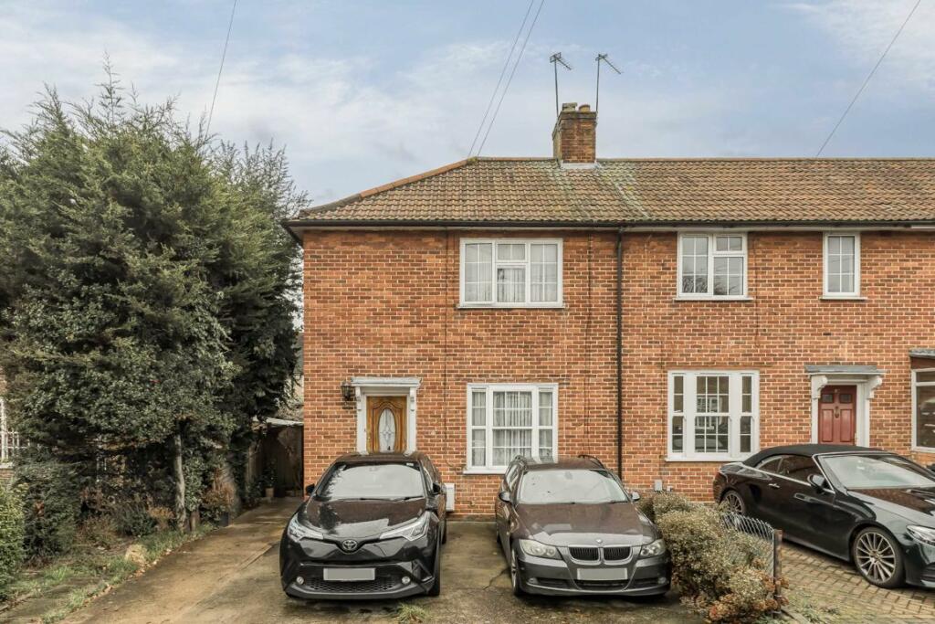 3 bedroom house for sale in Upfield Road, Hanwell, W7