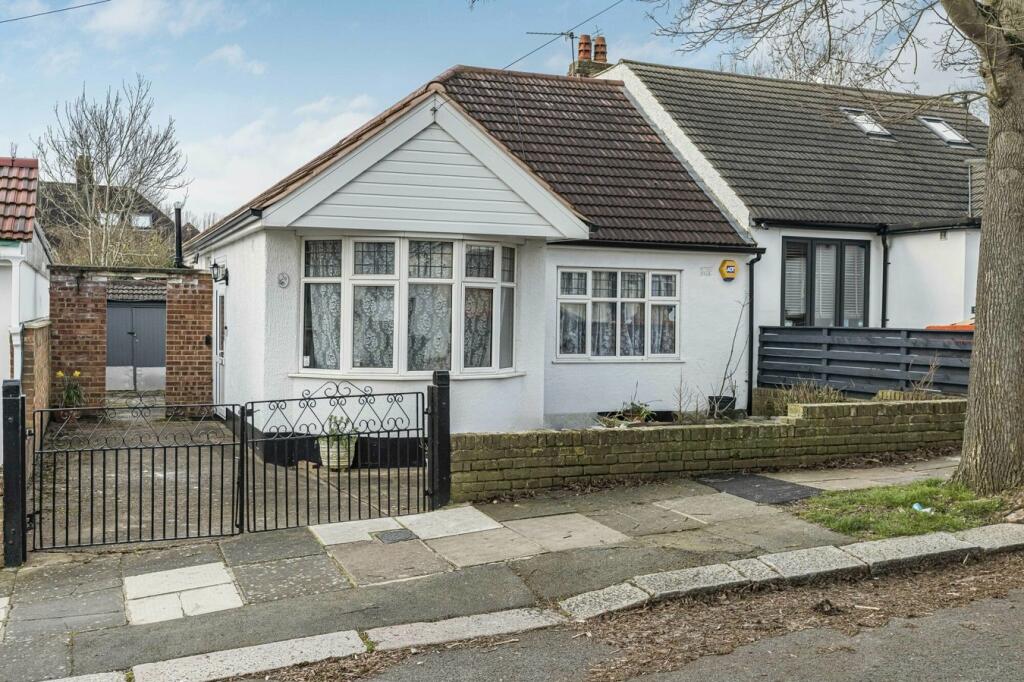 Main image of property: Farndale Crescent, Greenford, UB6
