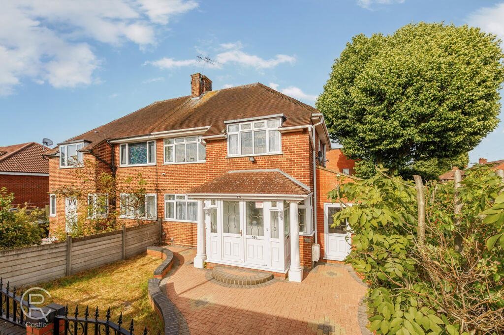 Main image of property: Greenford Avenue, Hanwell, London, W7