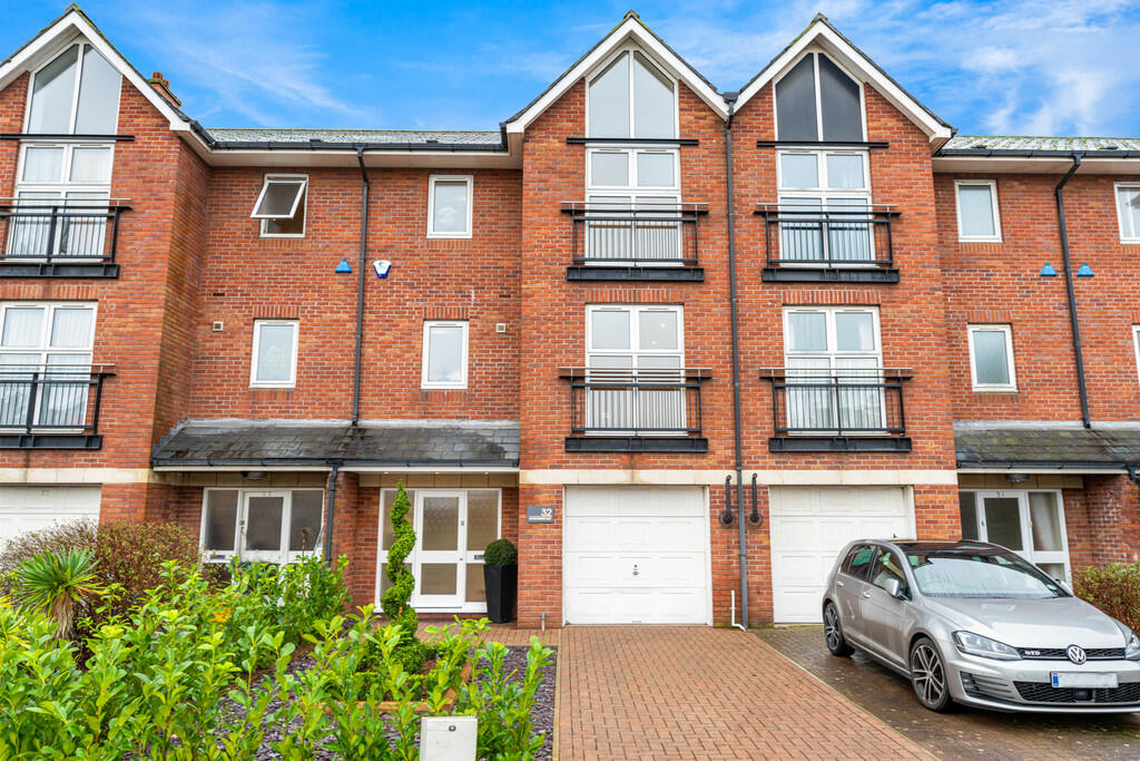 3 bedroom town house for sale in Adventurers Quay, Cardiff Bay, Cardiff, CF10