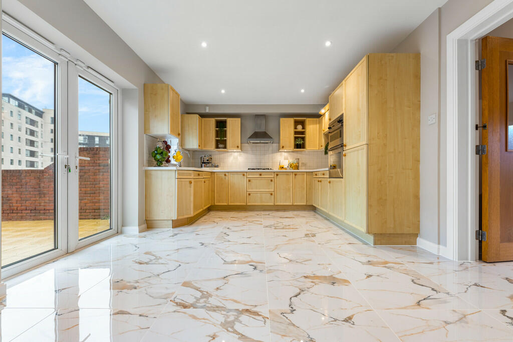 Additional property image - Adventurers Quay, Cardiff Bay, Cardiff