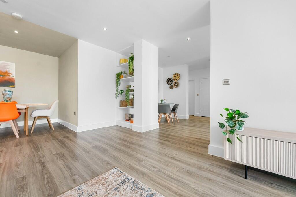 Additional property image - Bayscape, Cardiff Marina, Watkiss Way