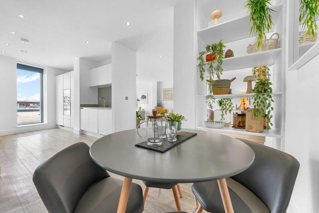 Additional property image - Bayscape, Cardiff Marina, Watkiss Way