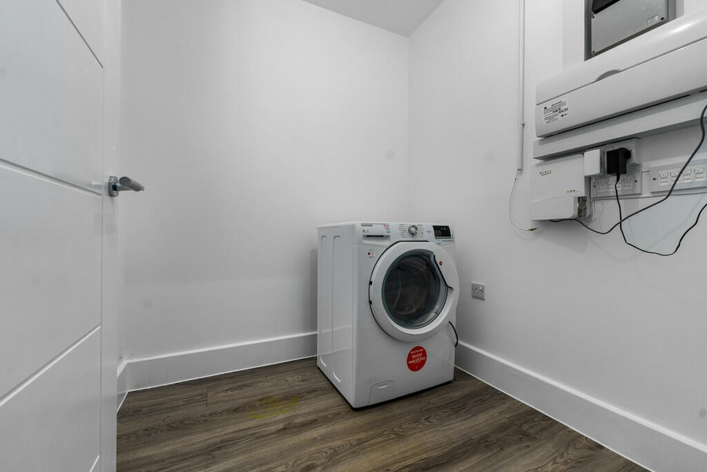 Additional property image - Bayscape, Cardiff Marina, Watkiss Way