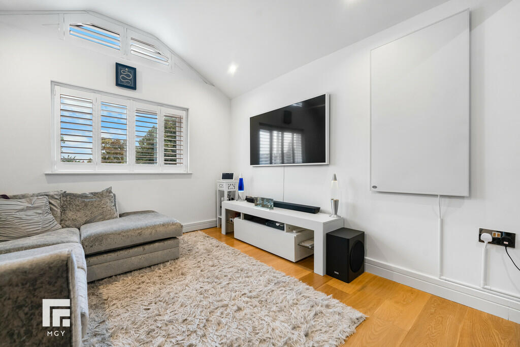 Additional property image - Penarth Road, Grangetown, Cardiff