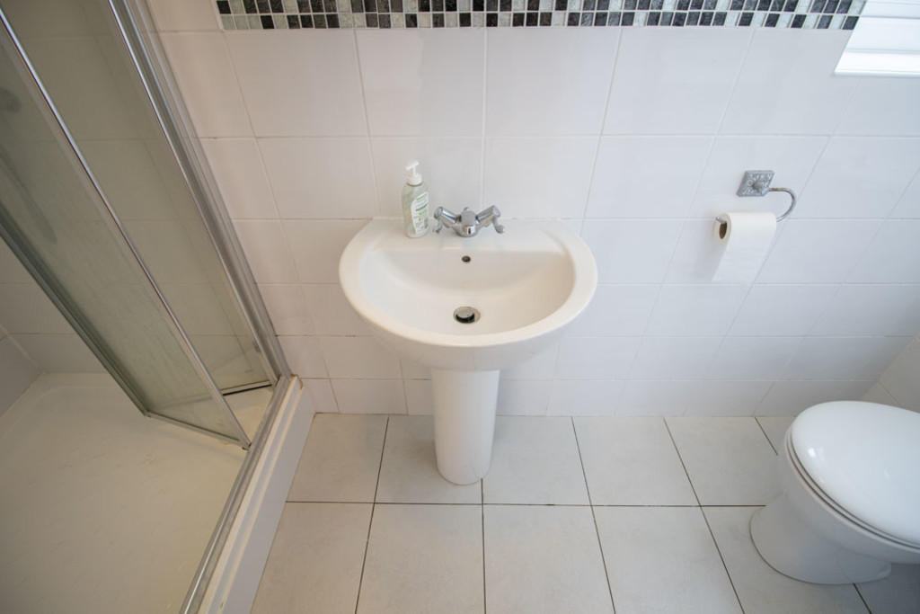 5 bedroom terraced house for sale in Windsor Esplanade, Cardiff, CF10