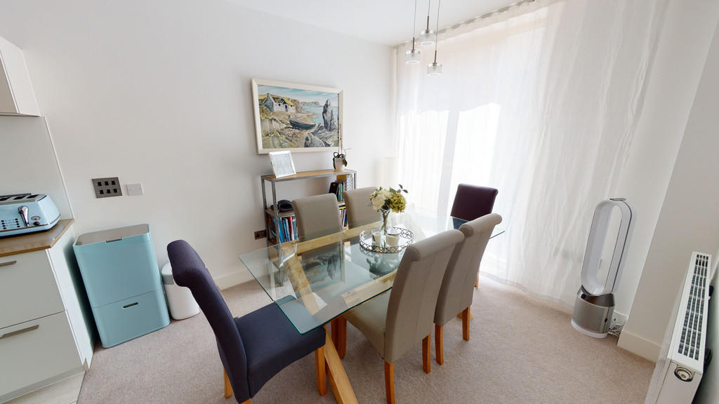 5 bedroom town house for sale in Francis Street, Cardiff Pointe, CF11
