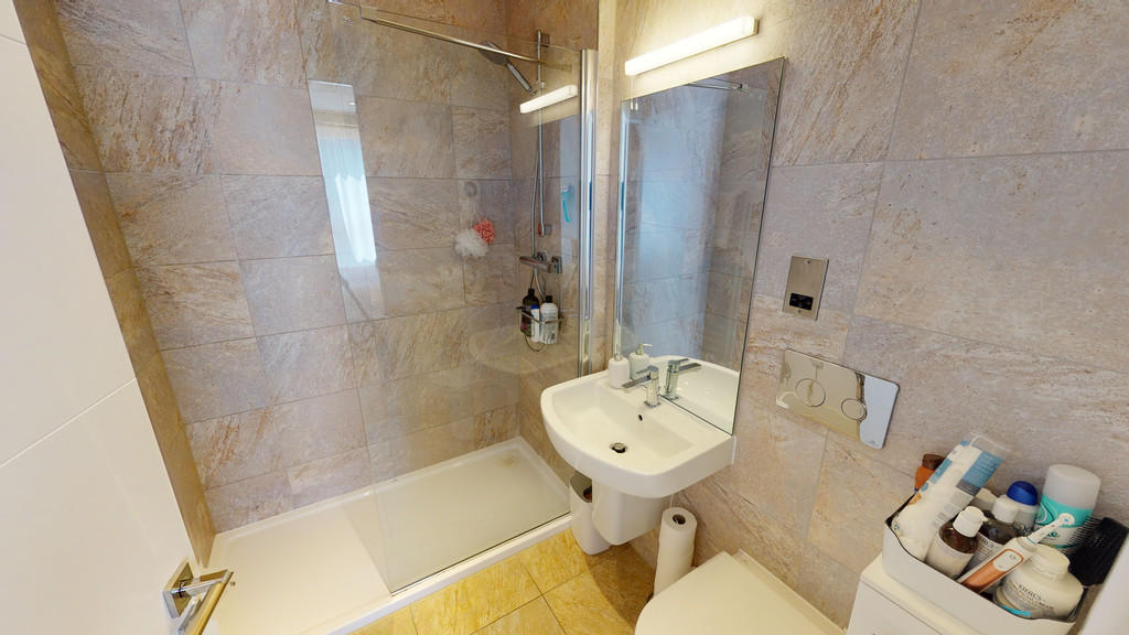 5 bedroom town house for sale in Francis Street, Cardiff Pointe, CF11