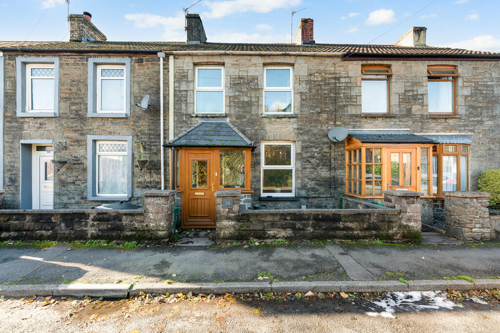 2 bedroom terraced house for sale in Cardiff Road, Glan Y Llyn, CF15
