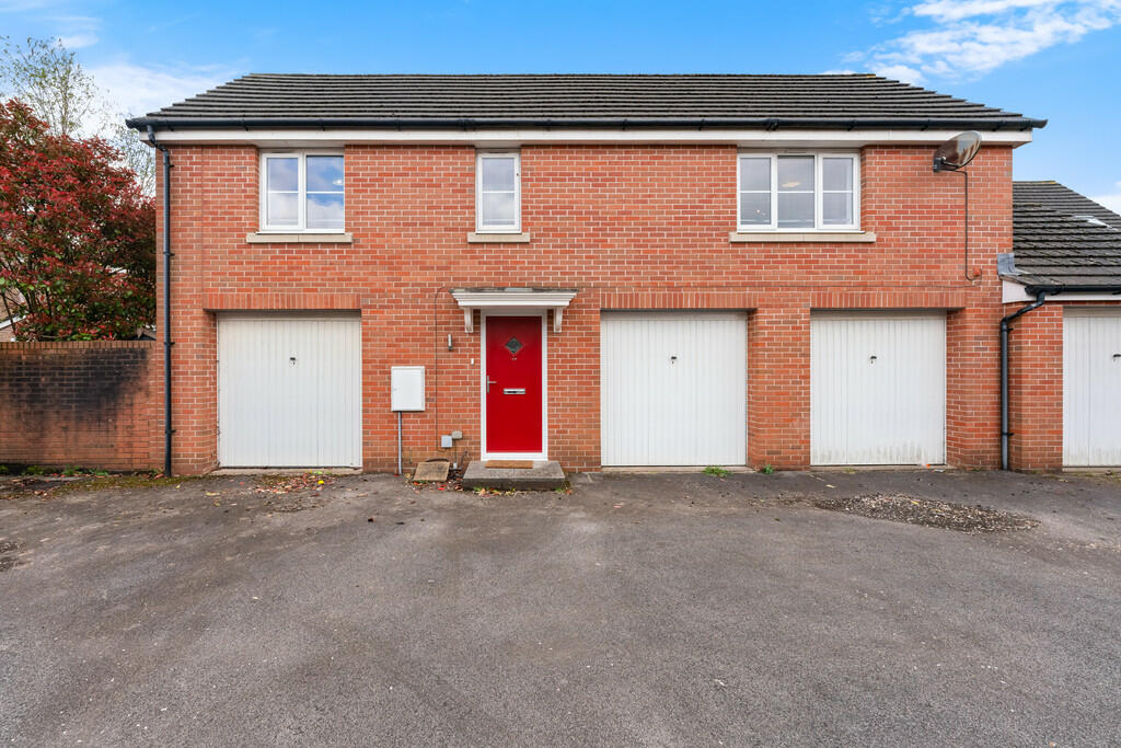 2 bedroom detached house for sale in Maes Y Llech, Radyr, Cardiff, CF15
