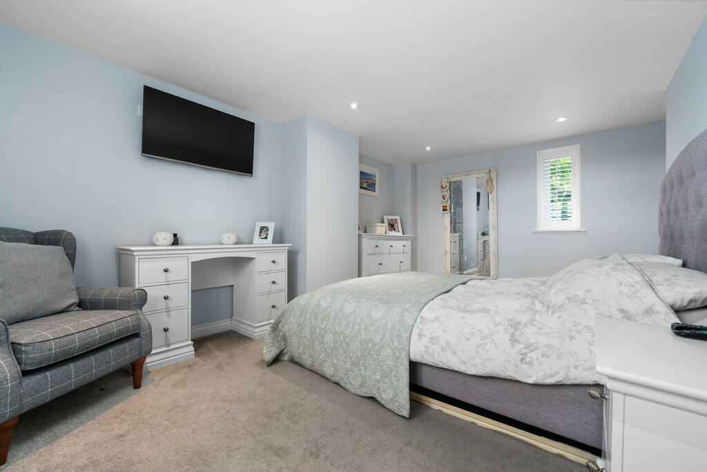 Additional property image - Croffta Lane, Groesfaen, Pontyclun