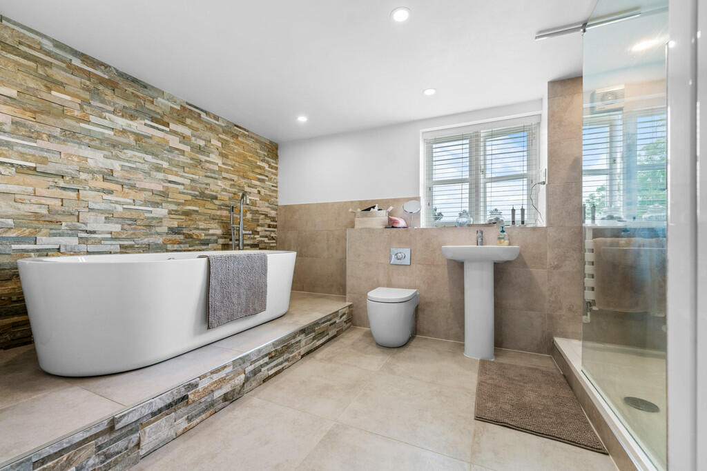 Additional property image - Croffta Lane, Groesfaen, Pontyclun