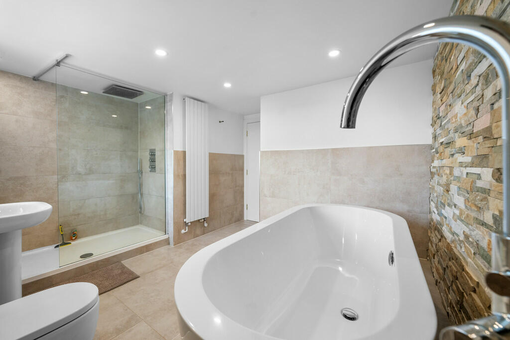Additional property image - Croffta Lane, Groesfaen, Pontyclun