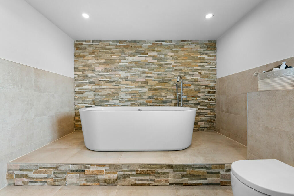 Additional property image - Croffta Lane, Groesfaen, Pontyclun