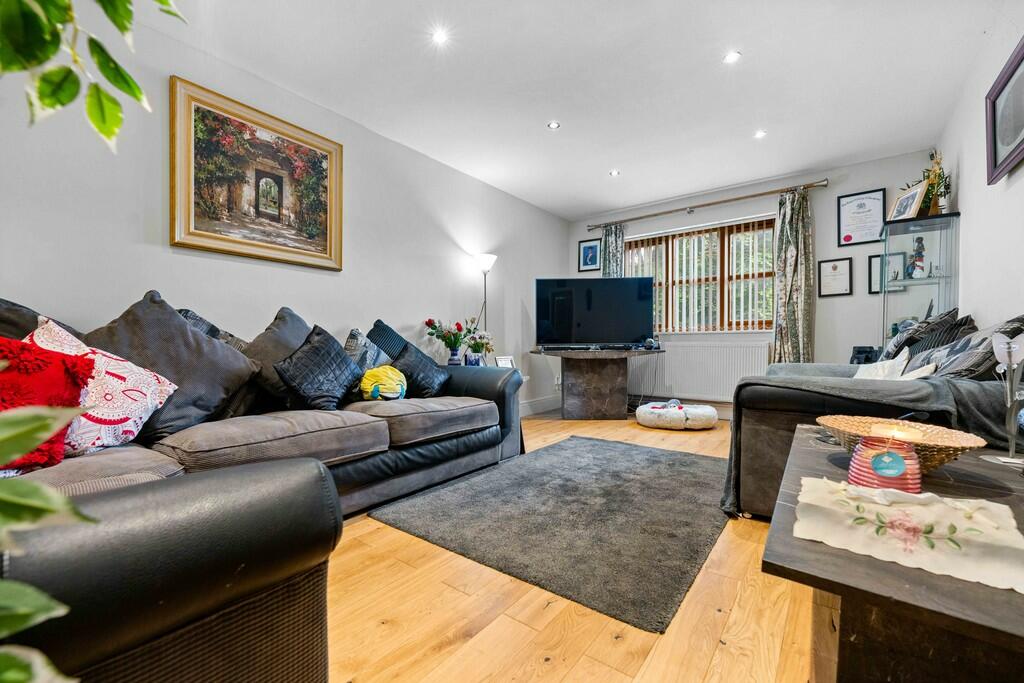 Additional property image - Maes Y Crofft, Morganstown, Cardiff