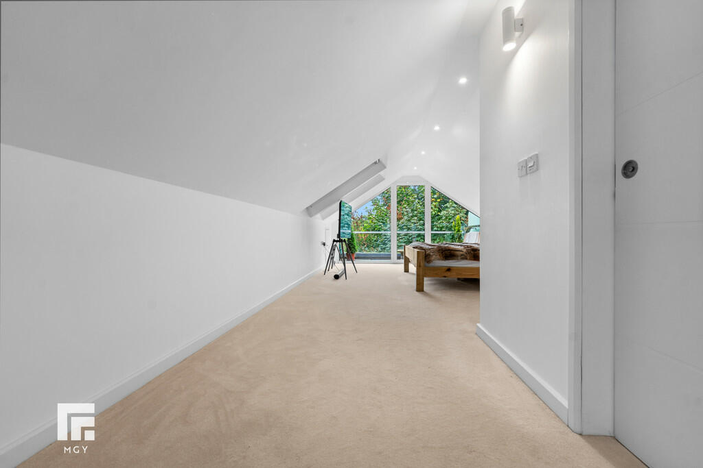 Additional property image - Bruton Place, Llandaff, Cardiff