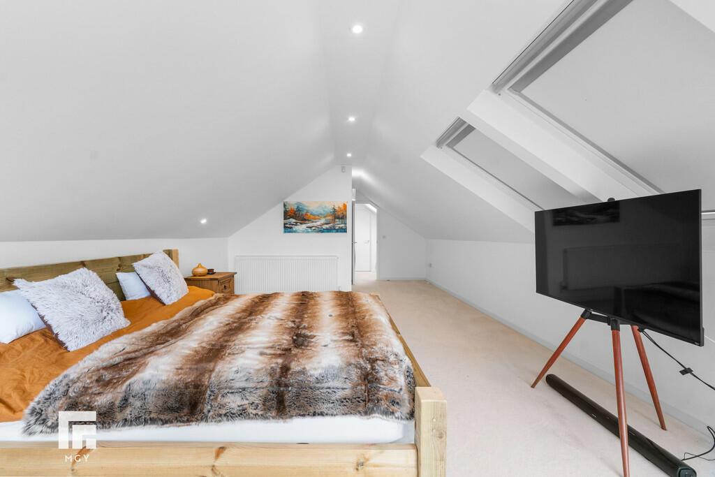 Additional property image - Bruton Place, Llandaff, Cardiff