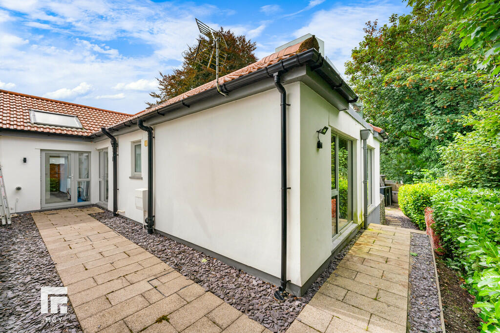 Additional property image - Bruton Place, Llandaff, Cardiff