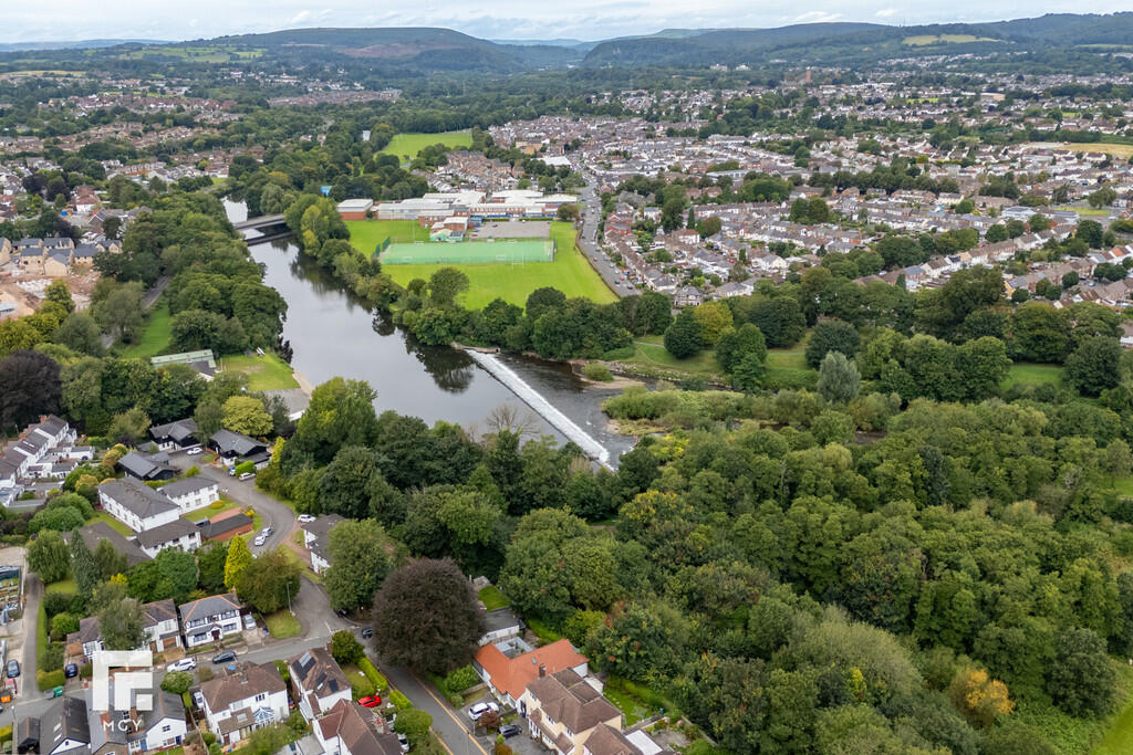 Additional property image - Bruton Place, Llandaff, Cardiff