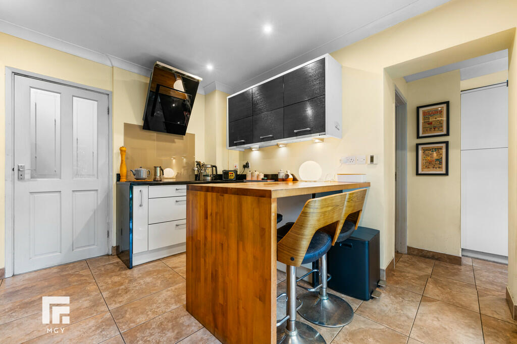 Additional property image - Castle View, Tongwynlais, Cardiff