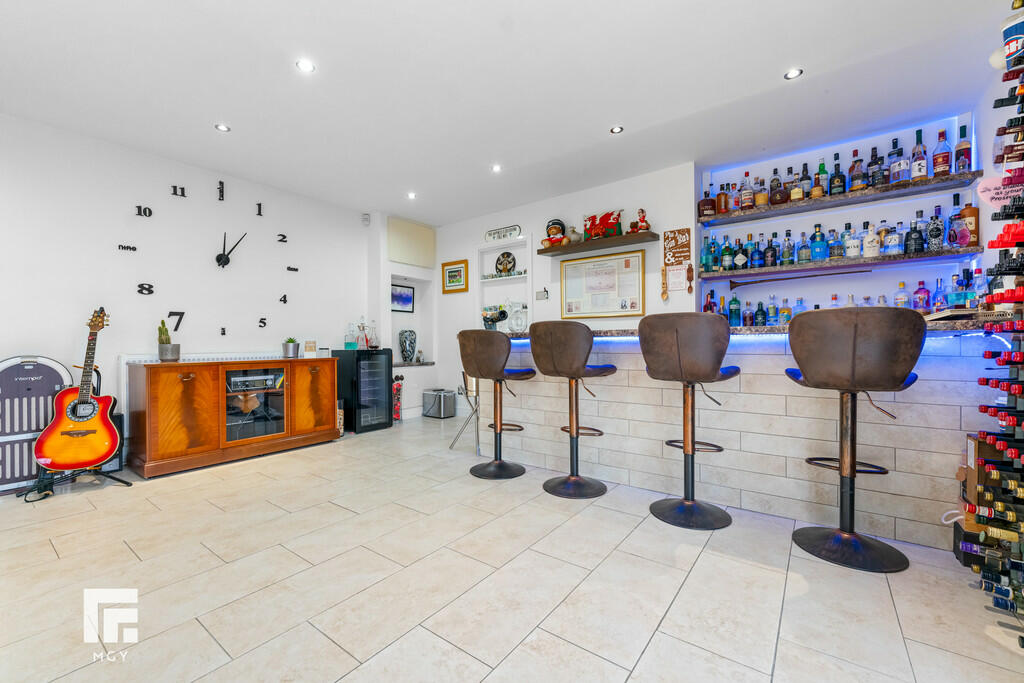 Additional property image - Dan-y-bryn Avenue, Radyr, Cardiff
