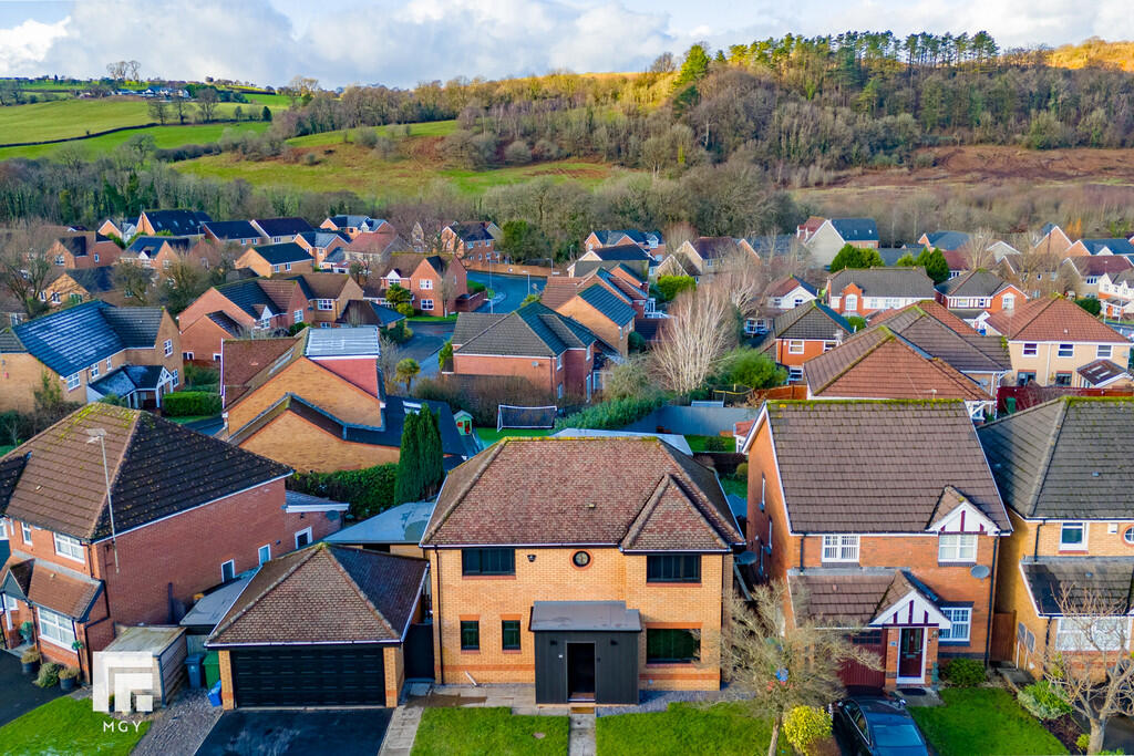 Additional property image - Maes Y Crofft, Morganstown, Cardiff