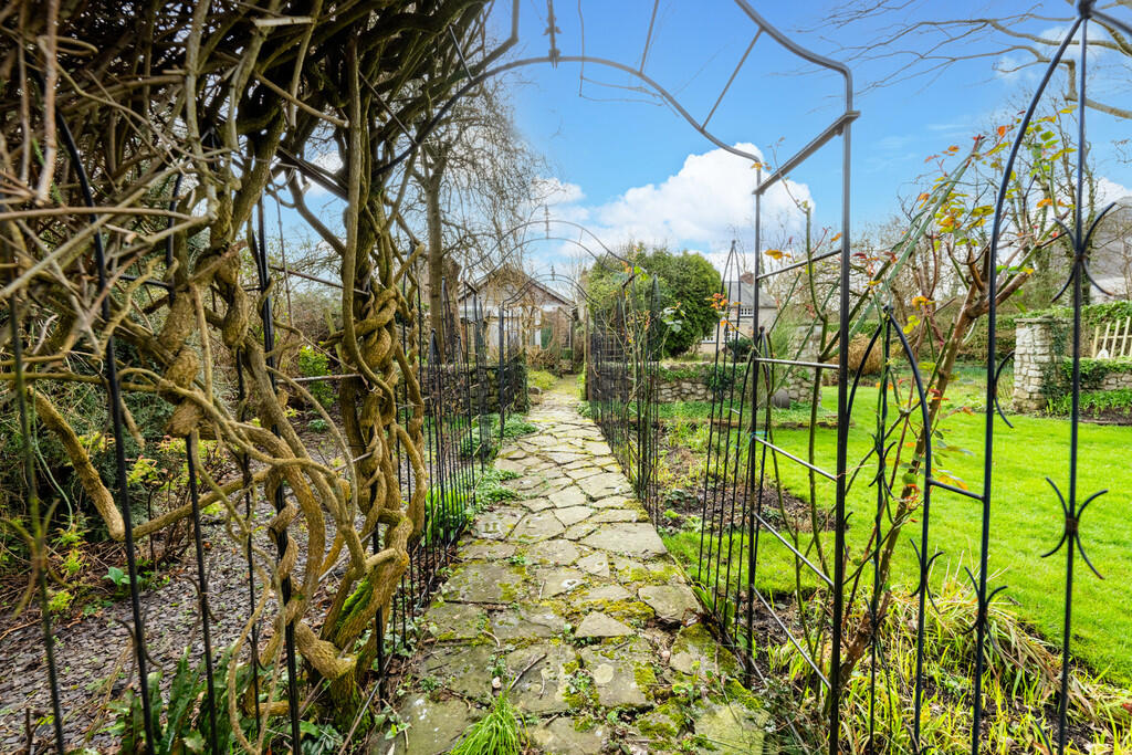 Additional property image - Court Cottages, Michaelston Road, St Fagans