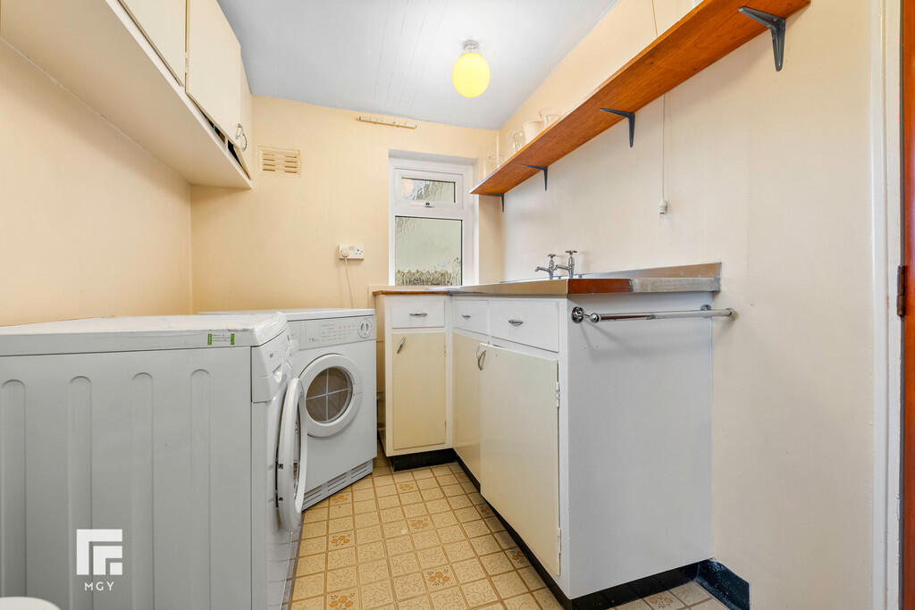 Additional property image - Dan-y-bryn Close, Radyr