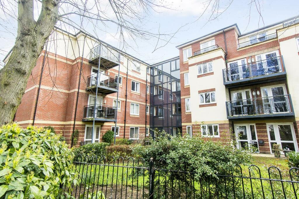 1 bedroom retirement property for sale in Maxwell Lodge, Northampton Road, Market Harborough, LE16